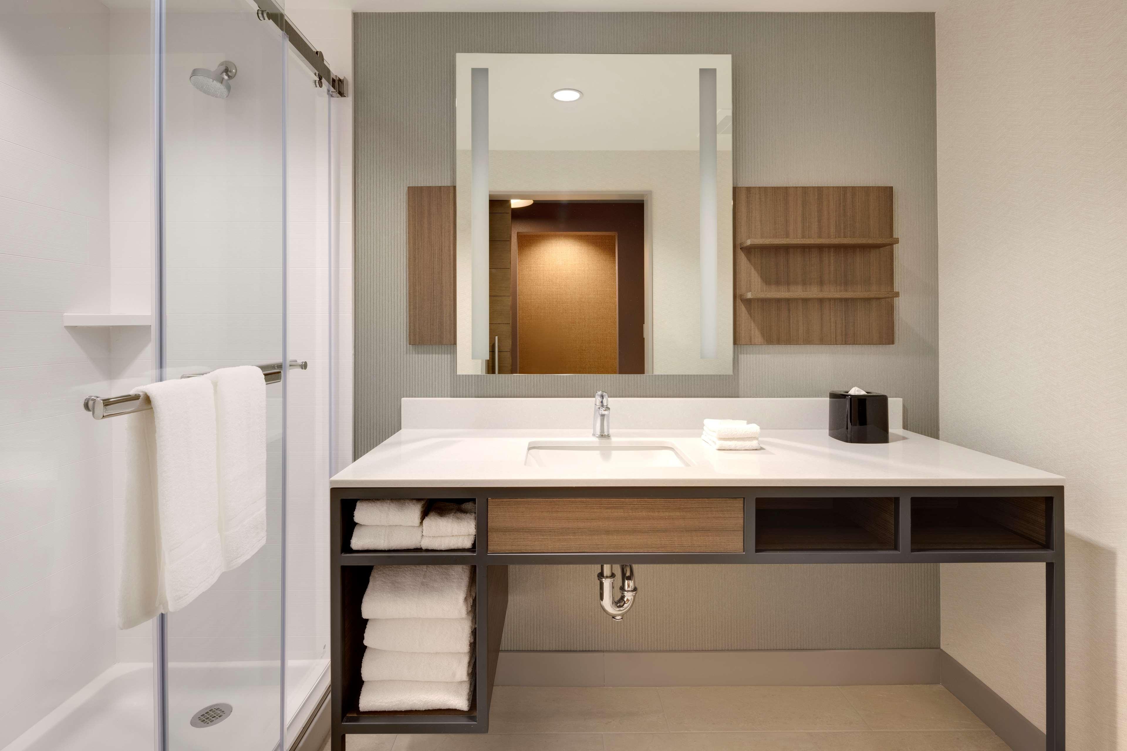 Hilton Garden Inn Haymarket Ngoại thất bức ảnh