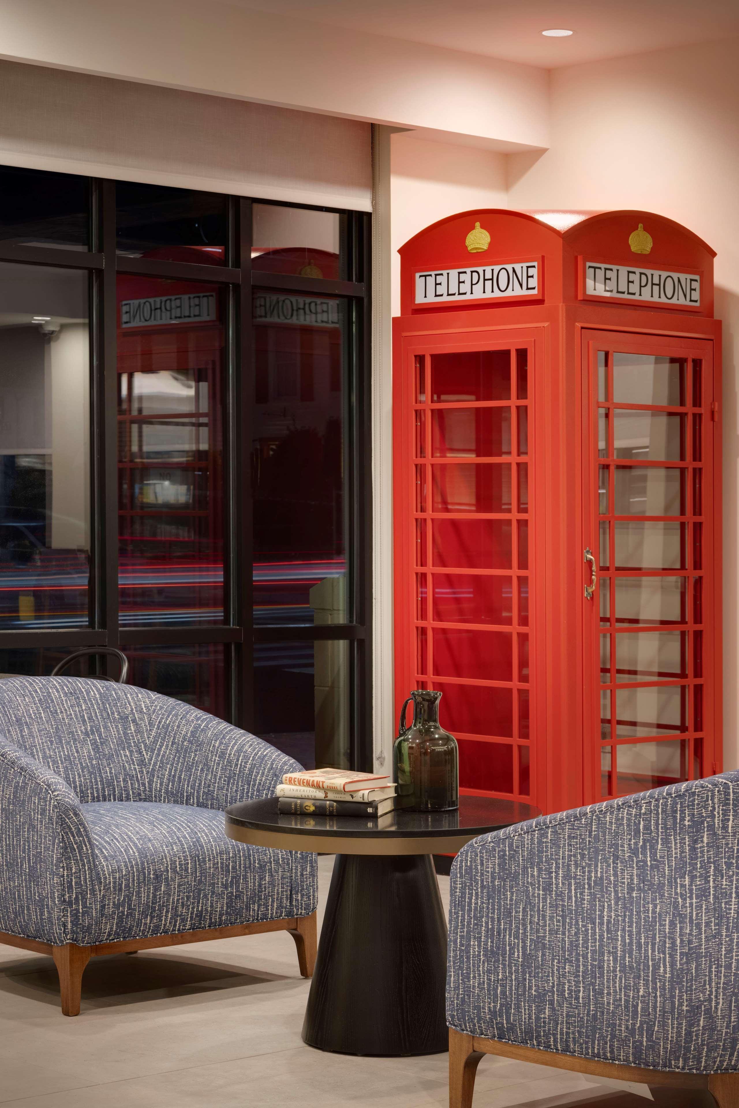 Hilton Garden Inn Haymarket Ngoại thất bức ảnh