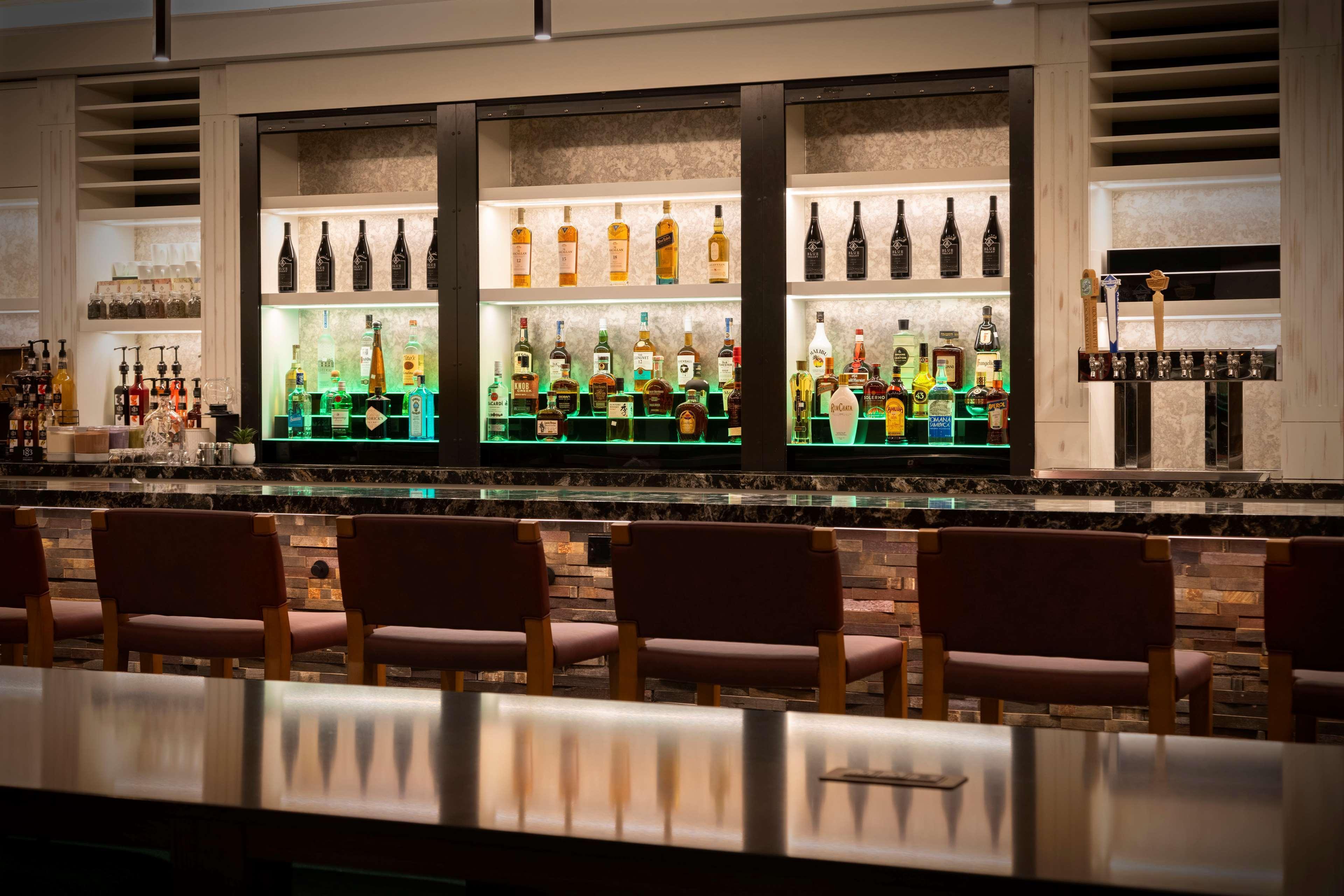 Hilton Garden Inn Haymarket Ngoại thất bức ảnh