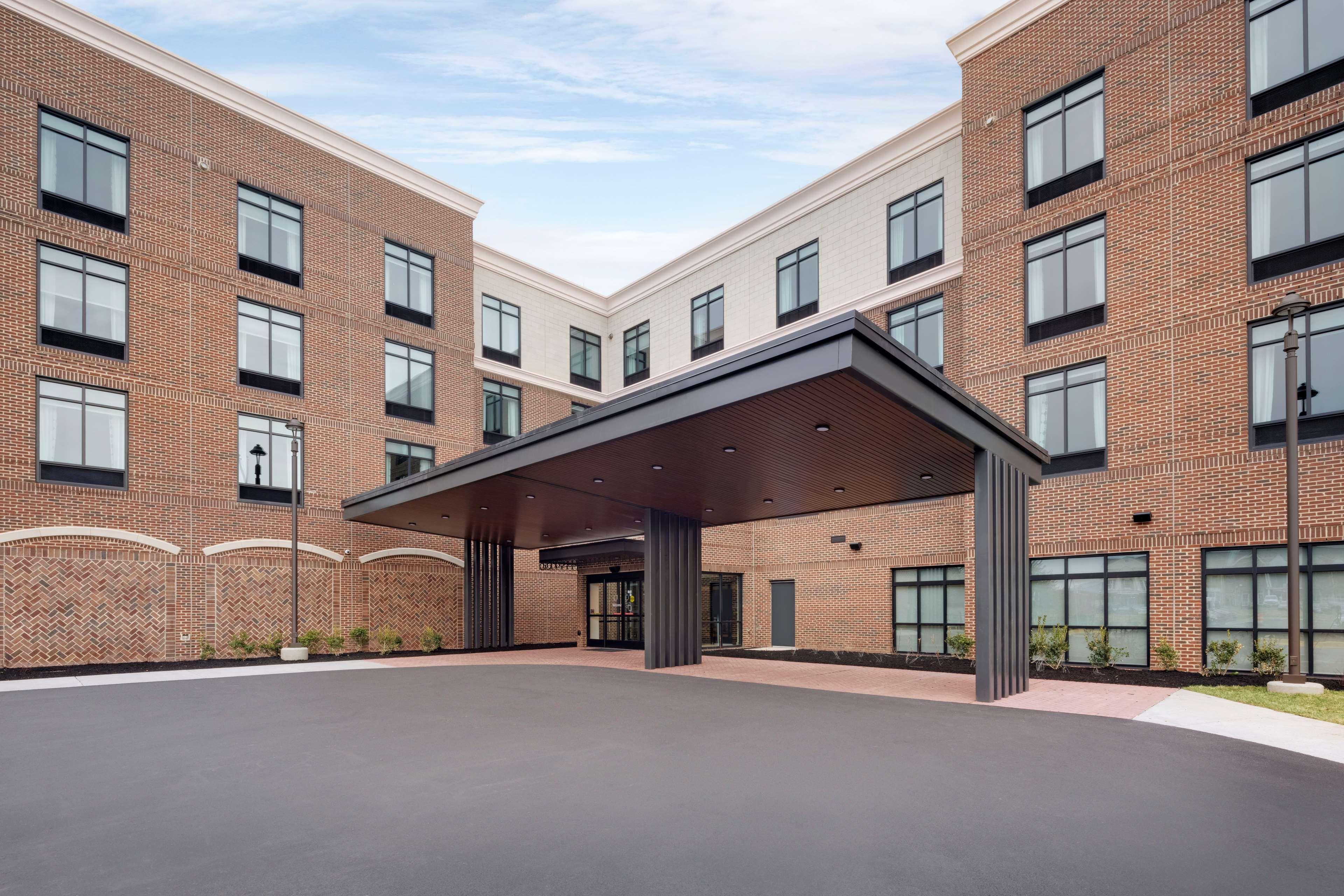 Hilton Garden Inn Haymarket Ngoại thất bức ảnh